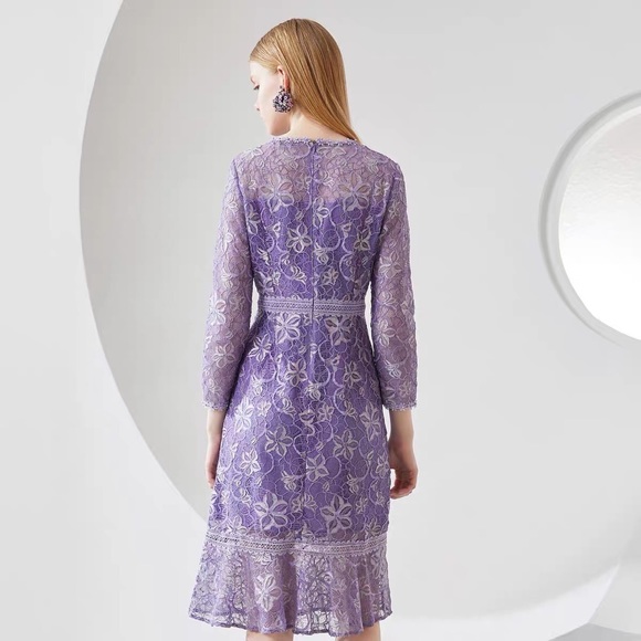 Lace midi dress. Purple. Medium size. Size details: 96-80-102 cm - Picture 2 of 10